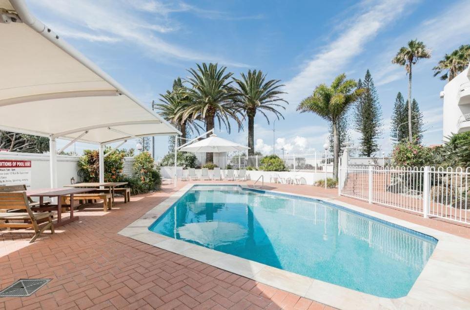 Alex Headland Beachfront Alexandra Headland Εξωτερικό φωτογραφία